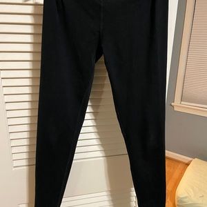 Women’s black ankle length leggings